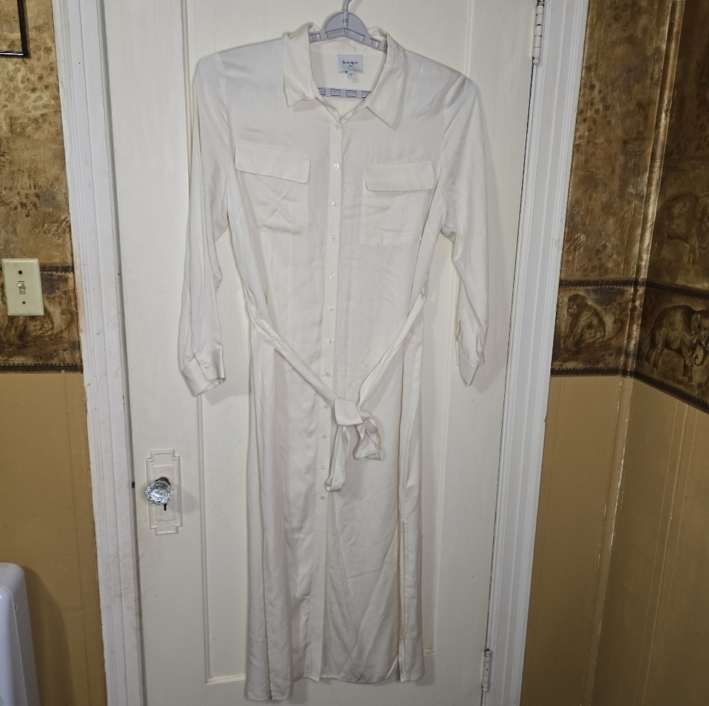 Haute Hippie Button Front Dress with Belted TieWaist  2 pocket Dress Large Rayon